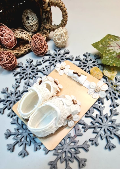 Kız Bebek Yeni Doğan Fistolu Patik Ve Saç Bandı Seti - 3