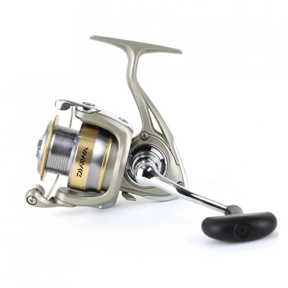 Daiwa Legalis 2500 Sh 7+1 Bb Makine