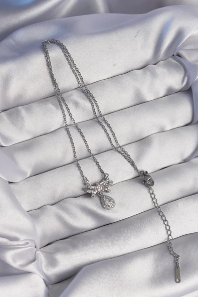 316L Çelik Gümüş Renk Fiyonk Detaylı Zirkon Taşlı Damla Model Kolye - TJ-BKO8936 - 2