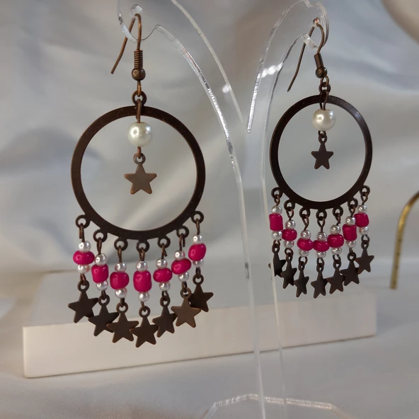 Koyu Pembe Yıldız Sallantılı Kum Boncuklu Kahverengi Halka Küpe - 5