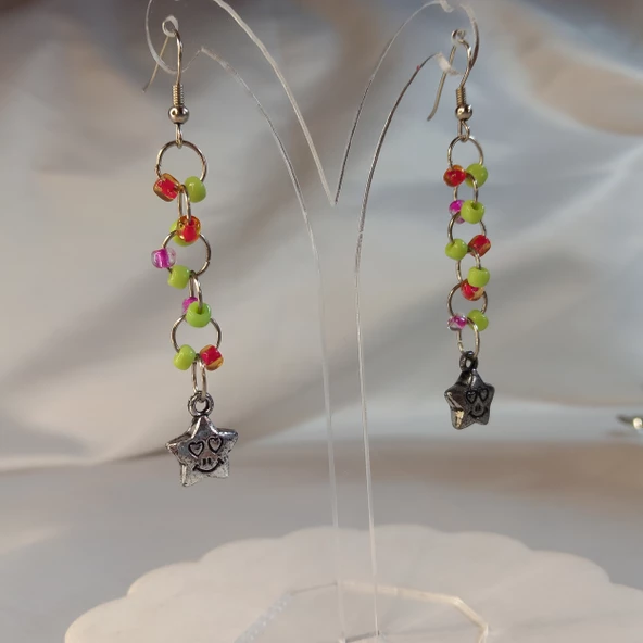 Yıldız Figürlü Renkli Boncuklu Sallantılı Küpe - 3