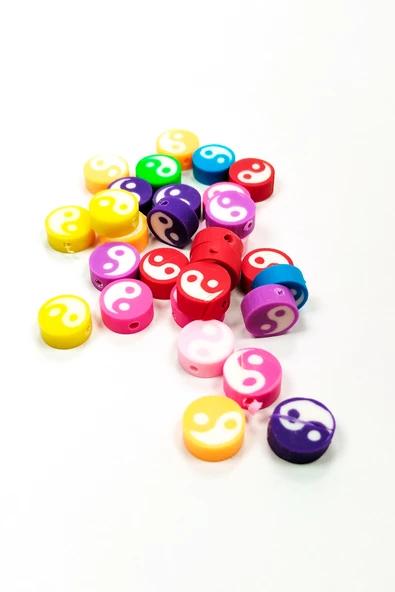 90 Adet 10 mm Polimer Kil Fimo Boncuk Takı Bileklik + 5 Metre Lastikli Misina Hediye - Renkli Yin Yang - 2