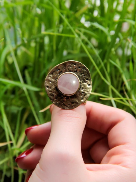 Doğal Taş Pembe Kuvars Yuvarlak Doğal Taşlı Antik Ayarlanabilir Kadın Yüzük euy29pk - Resim 3