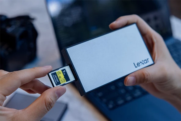 LEXAR PROFESSIONAL WORKFLOW USB4 OKUYUCU CFEXPRESS 4.0 TYPE A DESTEGI LPWF730N-5ANGL - 3