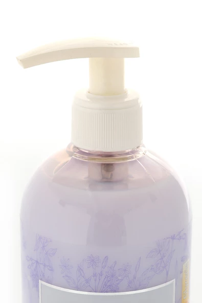 Pierre Cardin Kind to Skin Yasemin Özlü E Vitaminli Nemlendirici Sıvı El Sabunu- 480 ml - 3