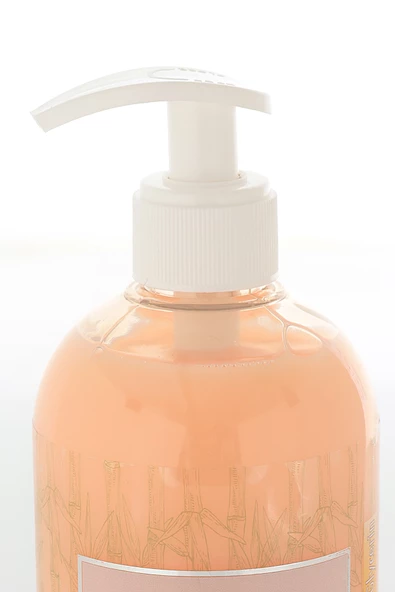 Pierre Cardin Kind to Skin Bambu Özlü E Vitaminli Nemlendirici Sıvı El Sabunu-480 ml - 3