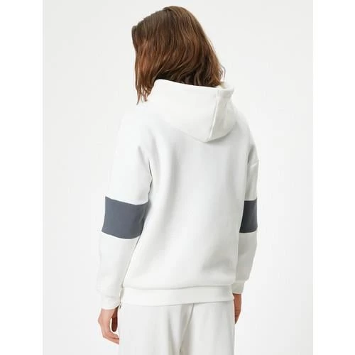SWEATSHIRTS - 9