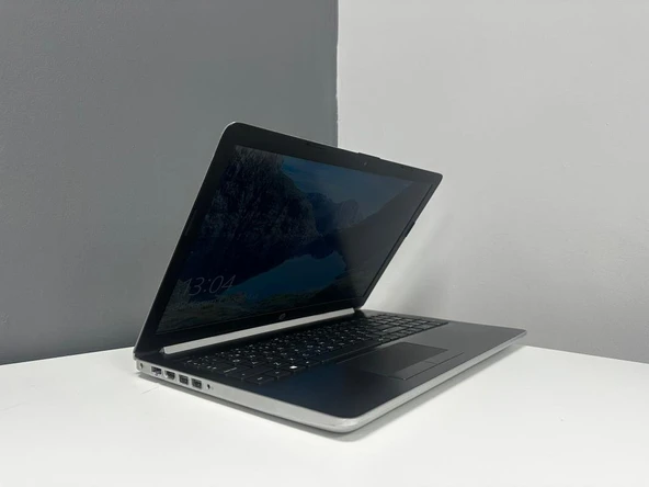 Hp Notebook 15-Db0026No R3 2200U 8Gb 256Gb M2 Ssd 2Gb R7 M445 15.6" Fhd (C Laptop) 2.EL 3Ay Garanti - Resim 2