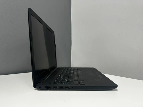 Hp Notebook 15-Da1320Ng intel i5 8250U 8Gb 256Gb Ssd 15.6" Fhd (B Laptop) 2.EL 3Ay Garanti - 2