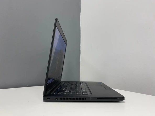 Dell Notebook Latitude E5450 intel i5 5300U 8Gb 256Gb Ssd 14" Fhd Ips (B Laptop) 2.EL 3Ay Garanti - 3