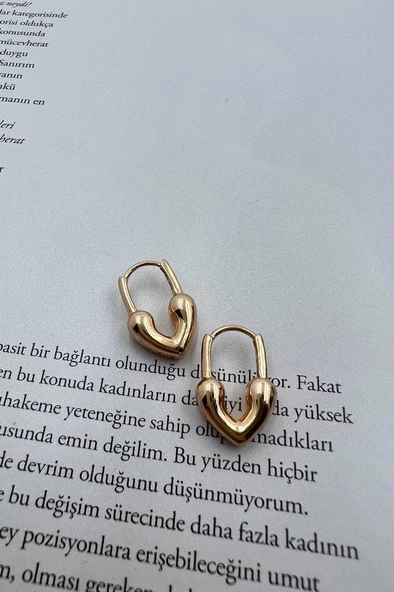 JESSİCA (ALTIN KAPLAMA KALP KÜPE)