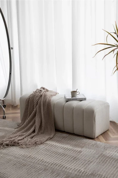 CARBONE DESİN  Bench, Teddy, Beyaz Yumuşak Puf ,bench makyaj pufu . puf minder ürün görseli