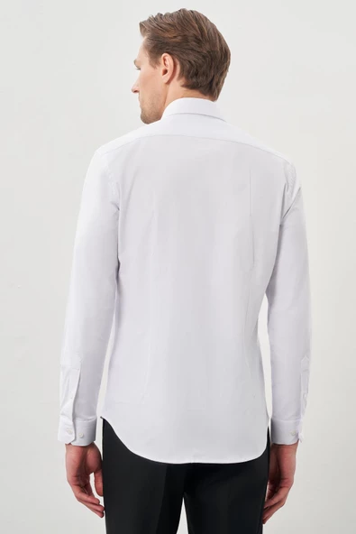 Beyaz Uzun Kollu Sert Yaka Cepsiz Pamuklu Likralı Klasik Slim Fit Dar Kesim Gömlek 1004245234 - Resim 5