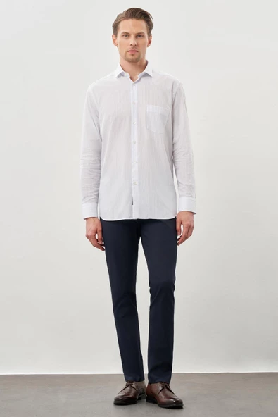 Beyaz Uzun Kol Desen İtalyan Yaka Cepli Pamuklu Classic Comfort Fit Gömlek 1004245185 - Resim 2