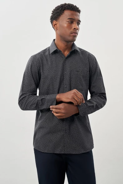 Siyah Uzun Kol Baskılı Bez Ayağı Sert Yaka Cepli Pamuklu Classic Comfort Fit Gömlek 1004245215 - Resim 3