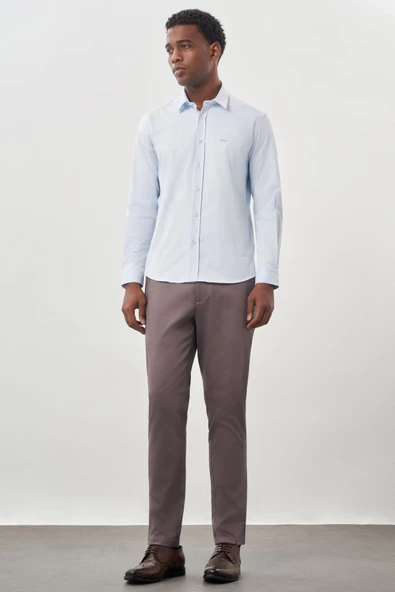 Koyu Mavi Uzun Kollu Sert Yaka Cepsiz Pamuklu Likralı Klasik Slim Fit Dar Kesim Gömlek 1004245234 - Resim 2