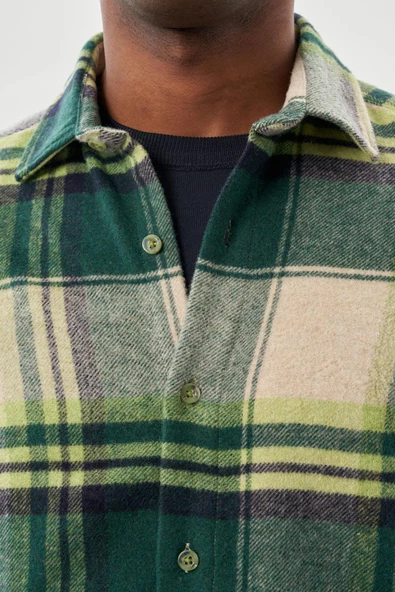 Siyah Yünlü Ekose Desen Yumuşak Yaka Cepsiz Uzun Kol Casual Comfort Fit Gömlek 1004245227 - Resim 4