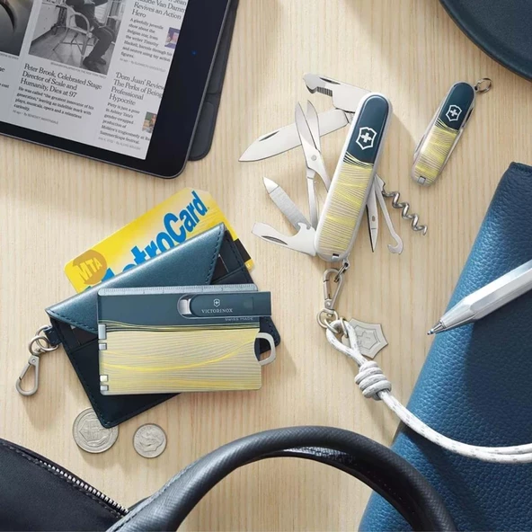 Classic SD New York Style Çakı -  Victorinox - 0.6223.E223 - Resim 3