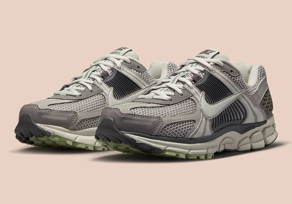 Nike Zoom Vomero 5 Cobblestone  Erkek Spor Ayakkabı