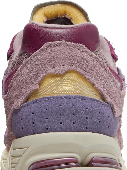 New Balance 2002R  Pembe Kadın Spor Ayakkabı - 7