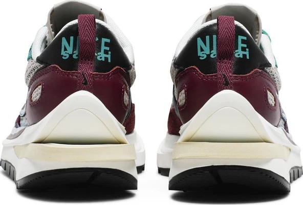 Nike x Sacai Vaporwaffle Villain Red  Spor Ayakkabı - 6