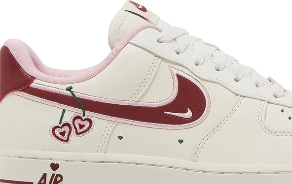Nike Air Force 1 Valentine's Day 2023 Spor Ayakkabı - Resim 2