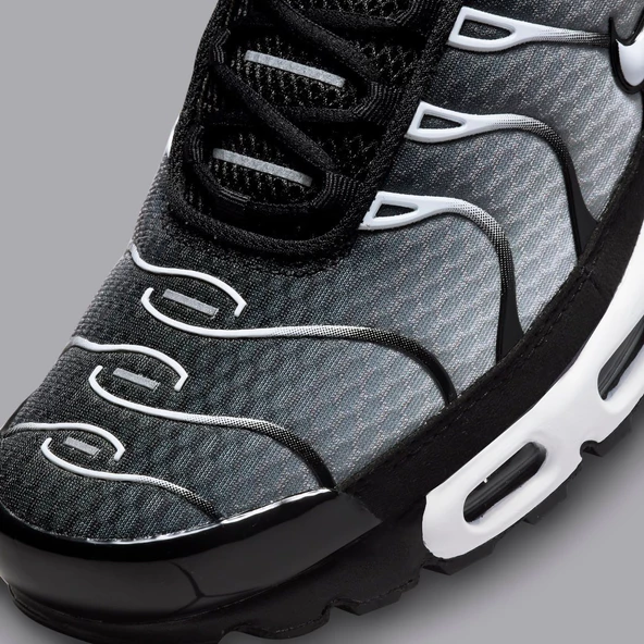 Nike Air Max Plus Black Metalic Silver Erkek Spor Ayakkabı - 3