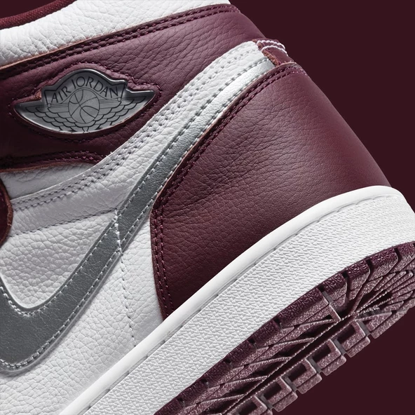 Nike Jordan 1 High OG Bordeaux Spor Ayakkabı - 4