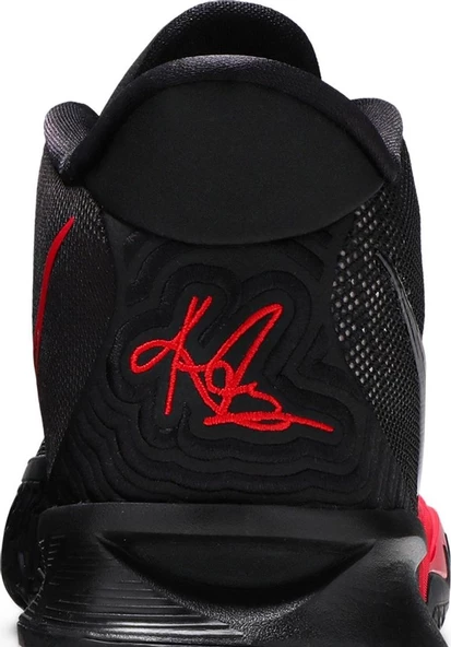 Nike Kyrie 7 Bred Spor Ayakkabı - 7