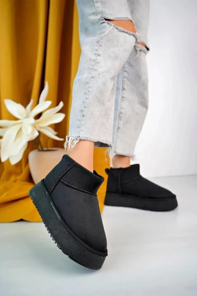 Fort Elanaz Süet İçi Kürklü Kalın Taban Mini Boy Bilekte Kısa Kadın Bot - Resim 4