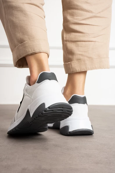 Beyaz Gri Rahat Kalıp Kadın Sneaker - 4