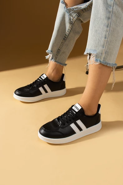 Pembe Potin Şerit Detaylı Bağcıklı Rahat Taban Kadın Sneakers 001-1004-24 - 2