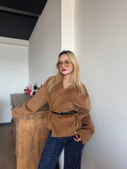 Kadın Kemerli Kaşe Hırka Camel