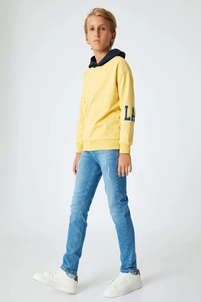 Koton Erkek Çocuk Kapşonlu Sweatshirt Baskı Detaylı Renk Bloklu Uzun Kollu - 2
