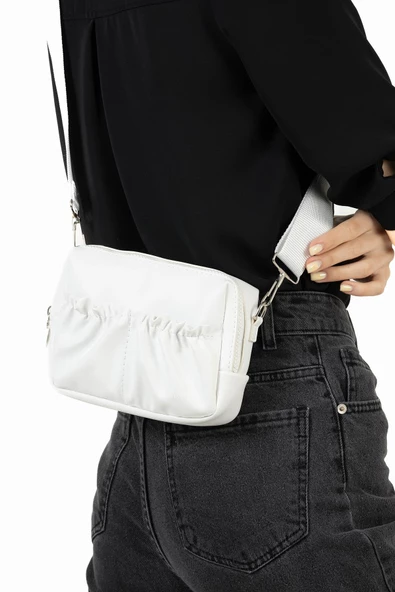 Beyaz SHK18 3 Bölmeli Kelebek Suni Deri Çapraz Askılı Günlük Şık Kadın Kol Ve Omuz Çantası U:16 E:20 G:5 cm - Resim 4