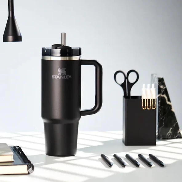 Stanley 10-11673-007 Quencher 1.18 Litre Pipetli Çelik Termos - Siyah - 8