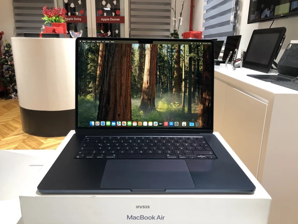 MacBook Air 15.3 inc M2 8CPU 10GPU 8GB 512GB Gece Yarısı MQKX3TU/A