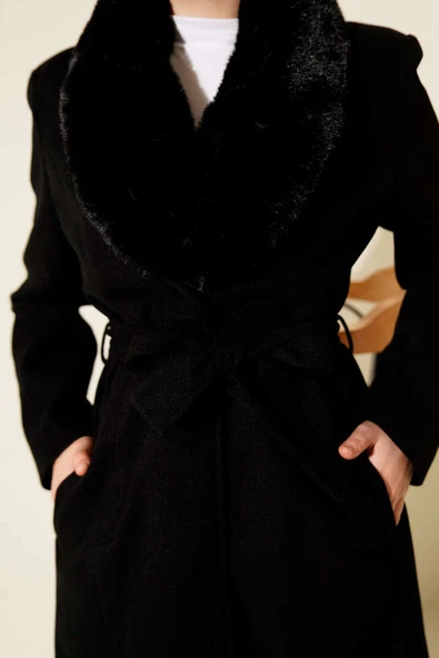 Yaka Kürklü Kaşe Kaban Siyah - Resim 4