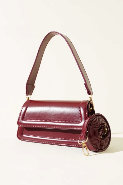 Kapaklı Mıknatıslı El Çantası Bordo - Resim 2