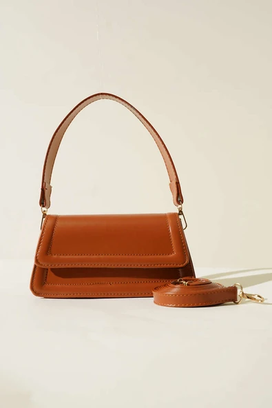 Kapaklı Mıknatıslı El Çantası Taba - Resim 2