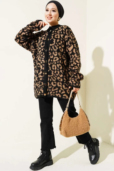 Leopar Desen Düğmeli Salaş Triko Hırka Bisküvi - Resim 2