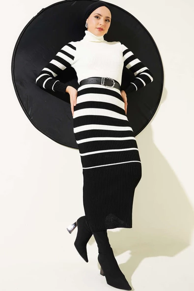 Boğazlı Çizgili Fitilli Triko Elbise Siyah
