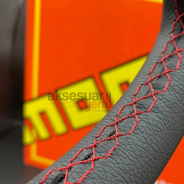 Momo Direksiyon Kırmızı İpli Siyah Göbek 35cm Ofsetli Model Deri - 3