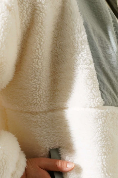 Garnili Cepli Kısa Peluş Mont Gri - Resim 4