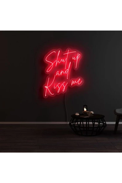 Twins Led Aydınlatma Shut Up and Kiss Me Yazılı Neon Tabela