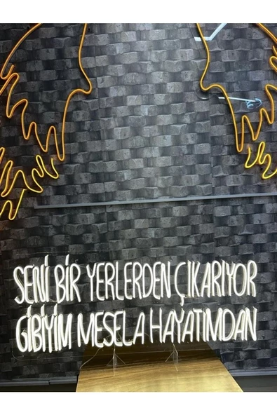 Twins Led Aydınlatma Seni Bir Yerlerden Çıkarıyor Gibiyim Mesela Hayatımdan Yazılı Neon Tabela - Resim 2