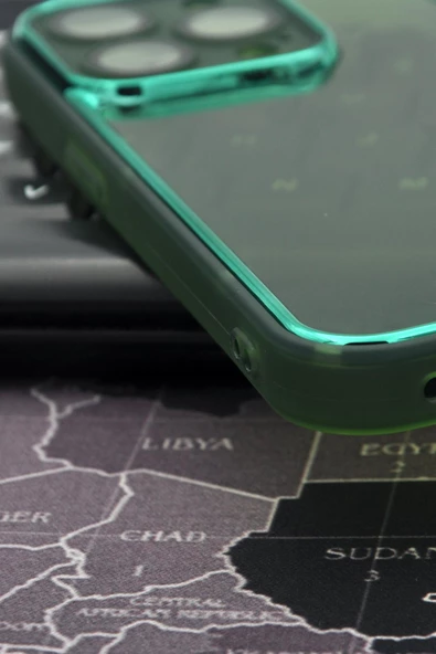iPhone 14 Pro Uyumlu Yeşil Kenarlı Renkli Yarı Şeffaf Kapak Kılıf Kamera Lens Korumalı - Resim 4