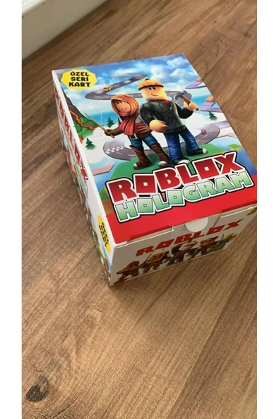 Roblox Özel Seri 2024 Sürpriz Hologramlı Oyun Kartı 24 Paket İçinde Toplam 240 Adet Kart