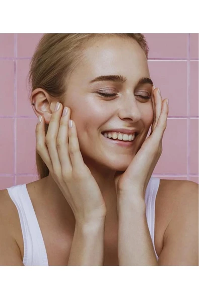 NIVEA Canlandırıcı Yüz Temizleme Jeli 150 Ml, Saf Su Ve Lotus Çiçeği Ile Etkili Yüz Temizleyici - 3