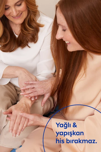 NIVEA Koruyucu El Bakım Kremi Bal Mumu 75ml, Nemlendirici, Yumuşak Cilt, Yağlı His Bırakmaz, Gül Kokusu - 2